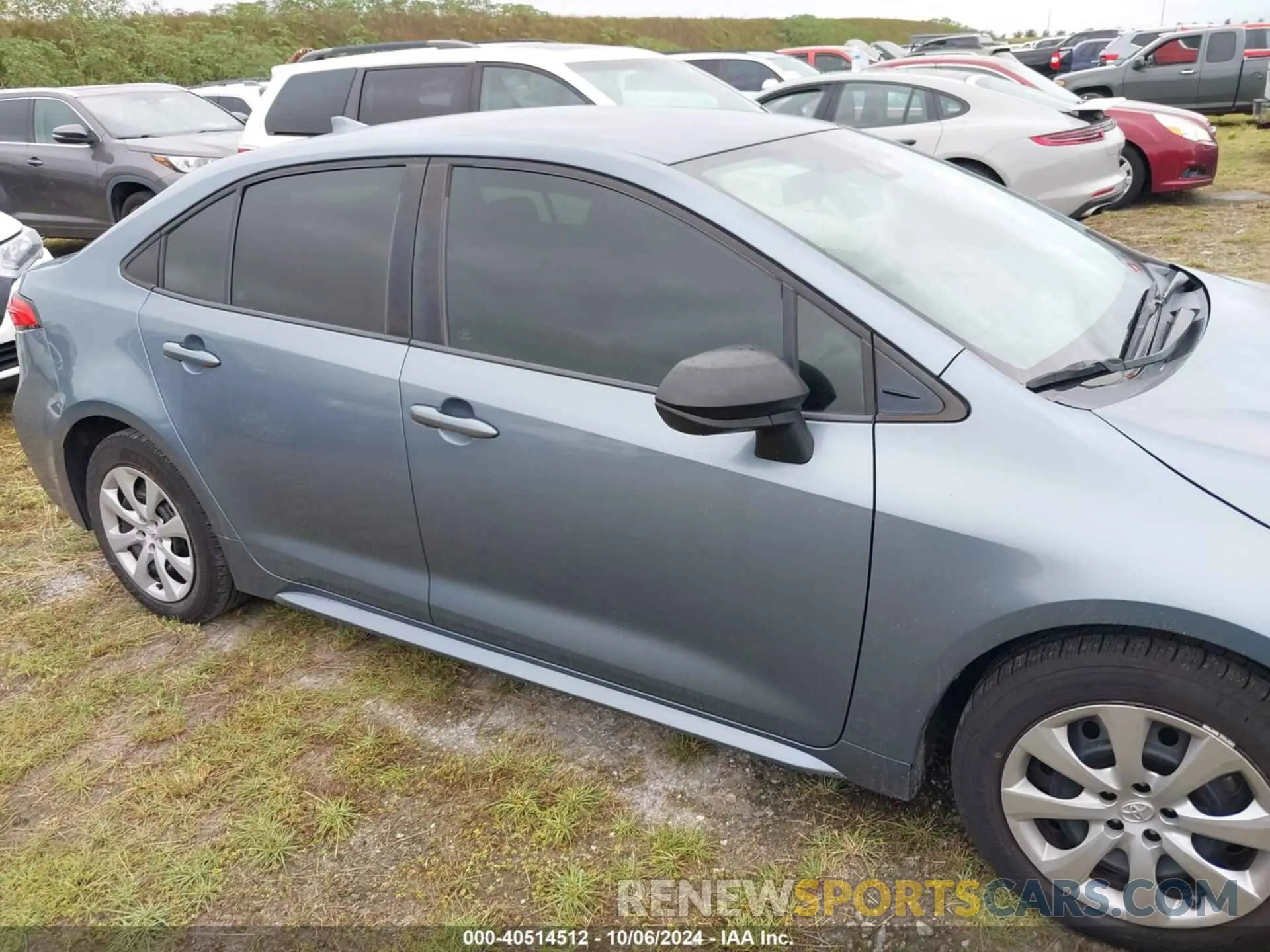 13 Photograph of a damaged car 5YFEPRAE5LP071849 TOYOTA COROLLA 2020