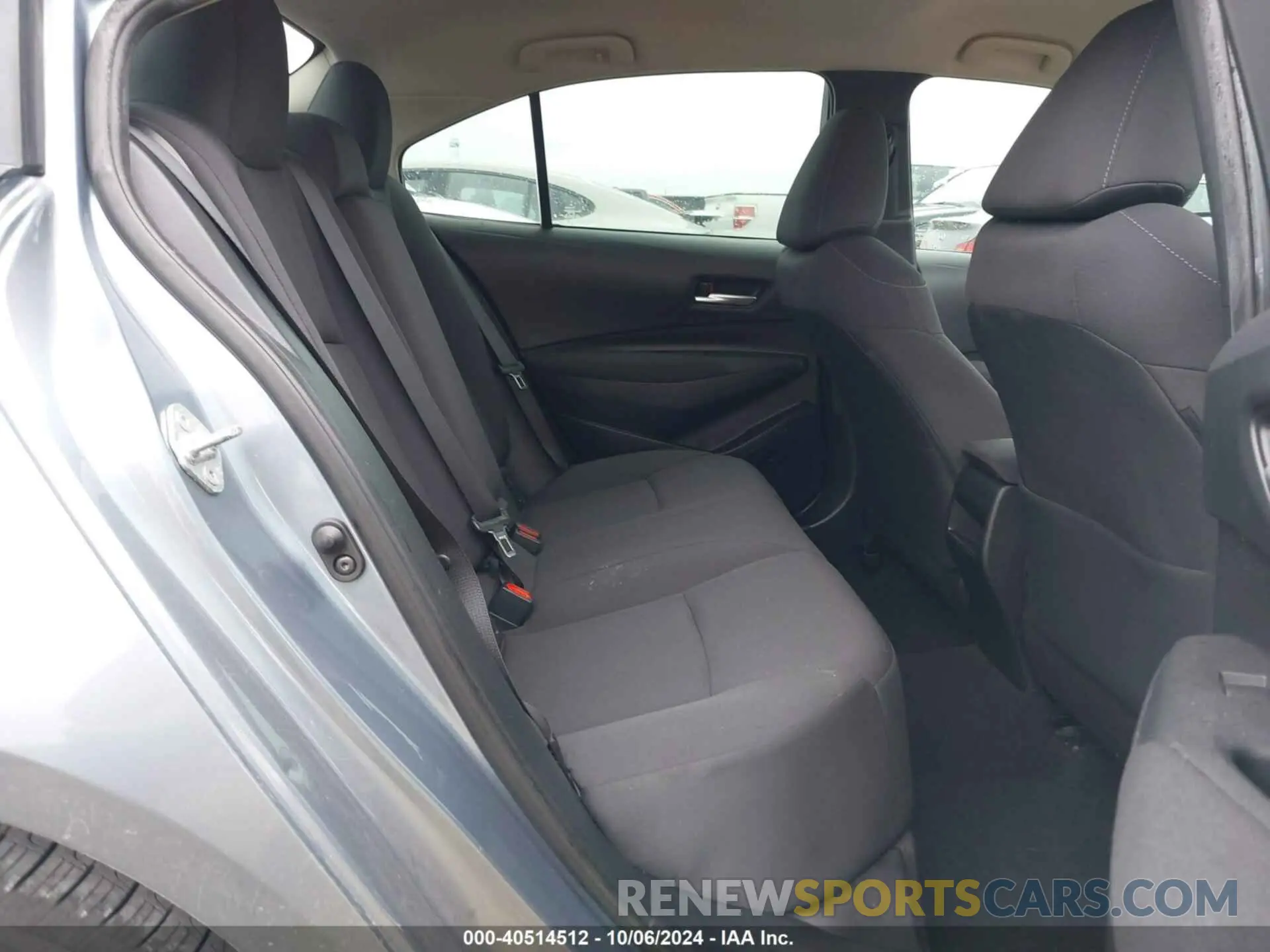 8 Photograph of a damaged car 5YFEPRAE5LP071849 TOYOTA COROLLA 2020