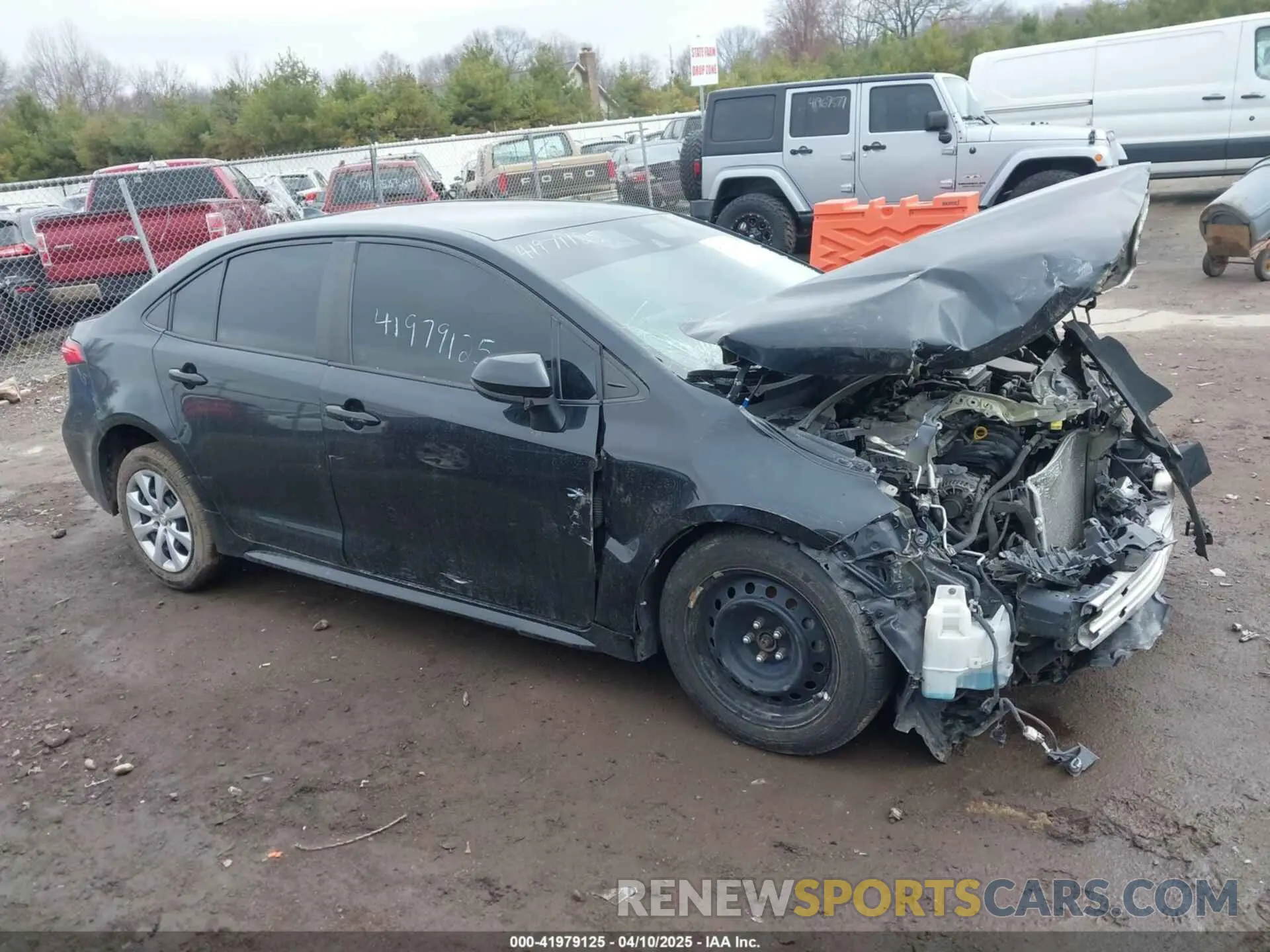 13 Photograph of a damaged car 5YFEPRAE5LP073276 TOYOTA COROLLA 2020