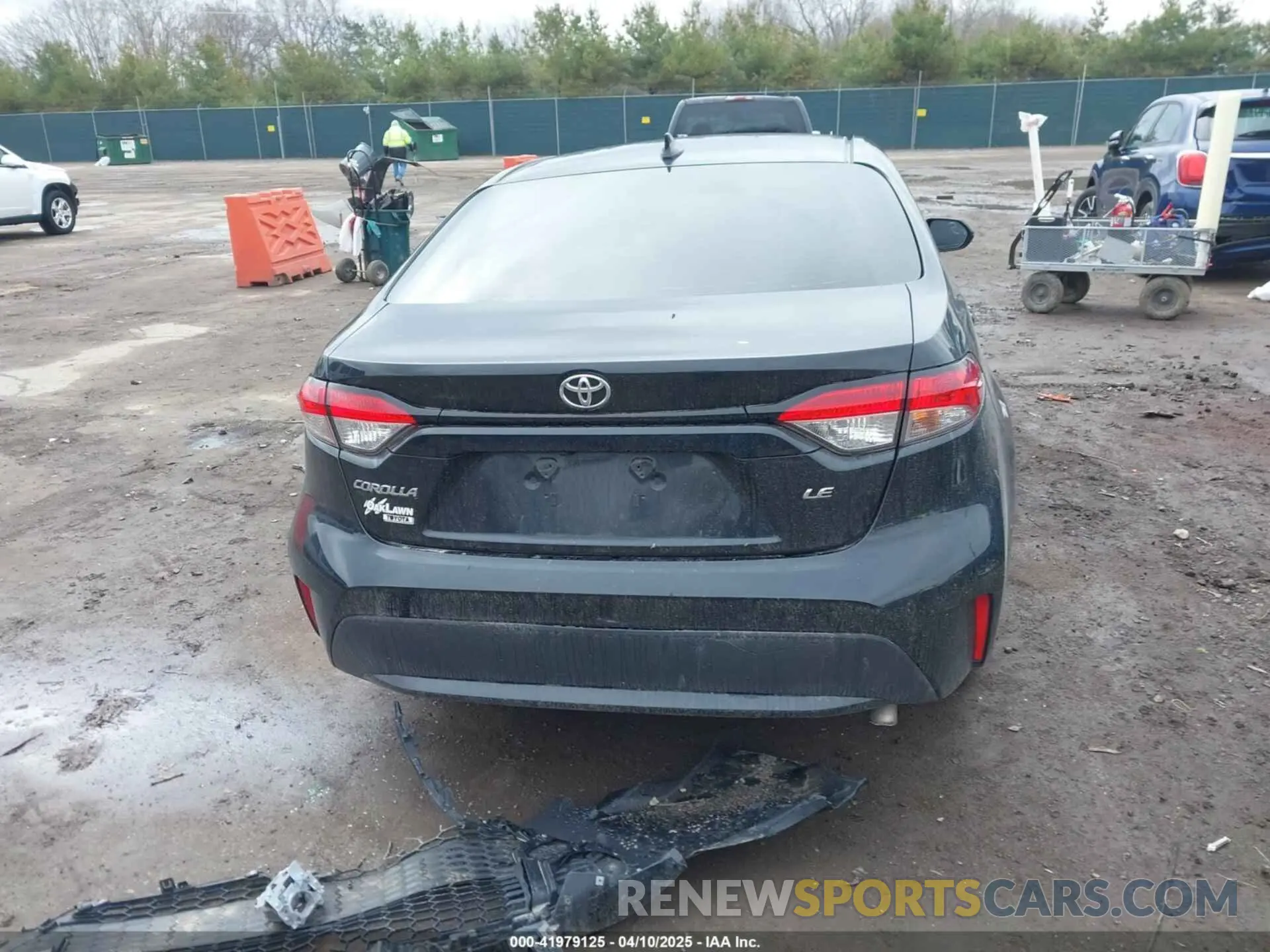 16 Photograph of a damaged car 5YFEPRAE5LP073276 TOYOTA COROLLA 2020