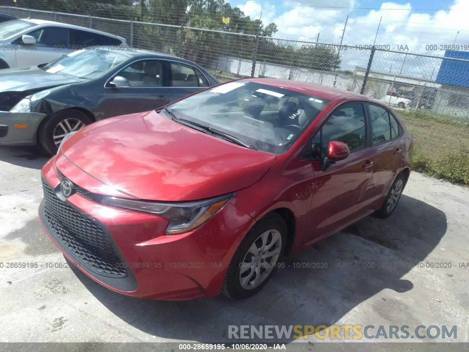 2 Photograph of a damaged car 5YFEPRAE5LP076033 TOYOTA COROLLA 2020