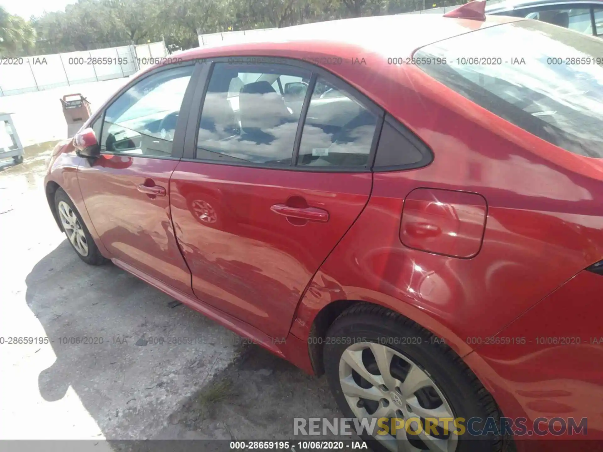 6 Photograph of a damaged car 5YFEPRAE5LP076033 TOYOTA COROLLA 2020