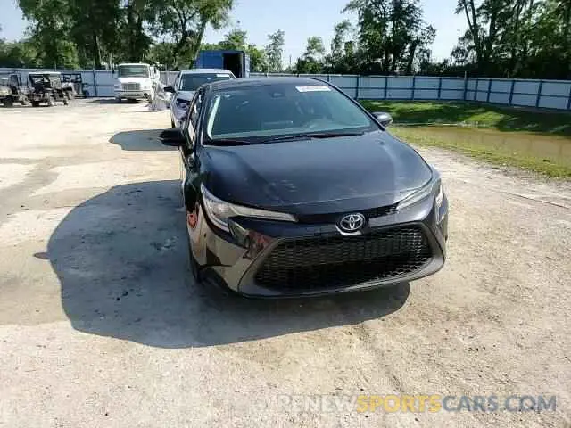 13 Photograph of a damaged car 5YFEPRAE5LP076386 TOYOTA COROLLA 2020