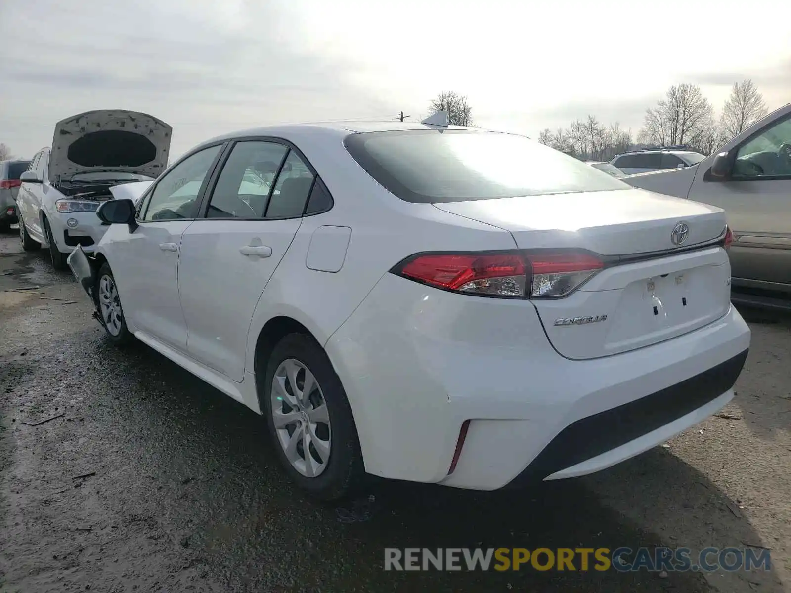 3 Photograph of a damaged car 5YFEPRAE5LP079918 TOYOTA COROLLA 2020