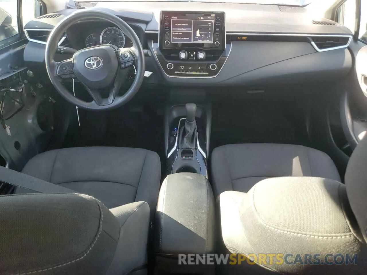 8 Photograph of a damaged car 5YFEPRAE5LP084536 TOYOTA COROLLA 2020