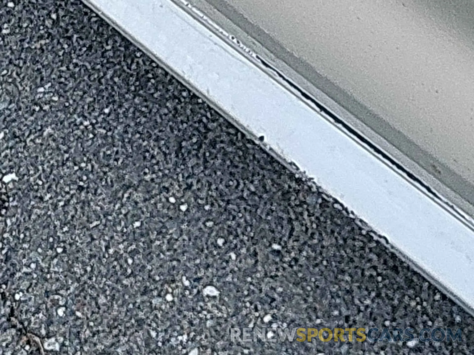 5 Photograph of a damaged car 5YFEPRAE5LP091261 TOYOTA COROLLA 2020