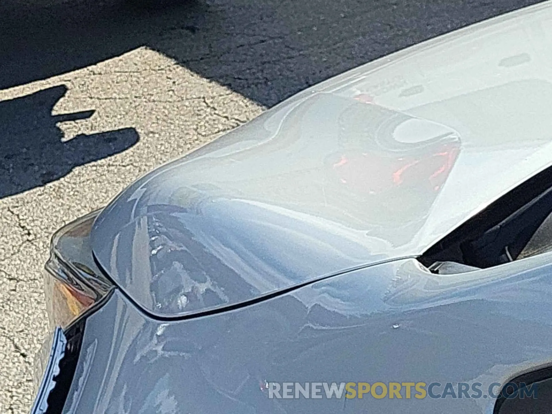 8 Photograph of a damaged car 5YFEPRAE5LP091261 TOYOTA COROLLA 2020