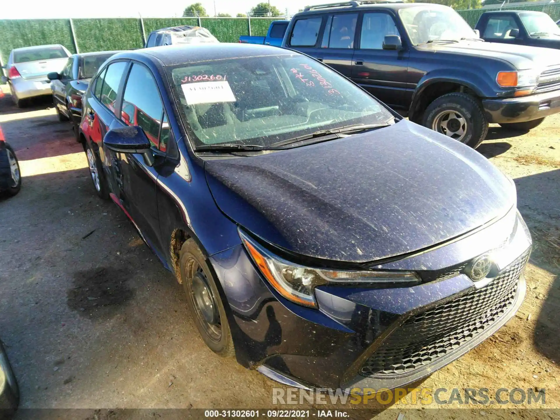 1 Photograph of a damaged car 5YFEPRAE5LP096704 TOYOTA COROLLA 2020