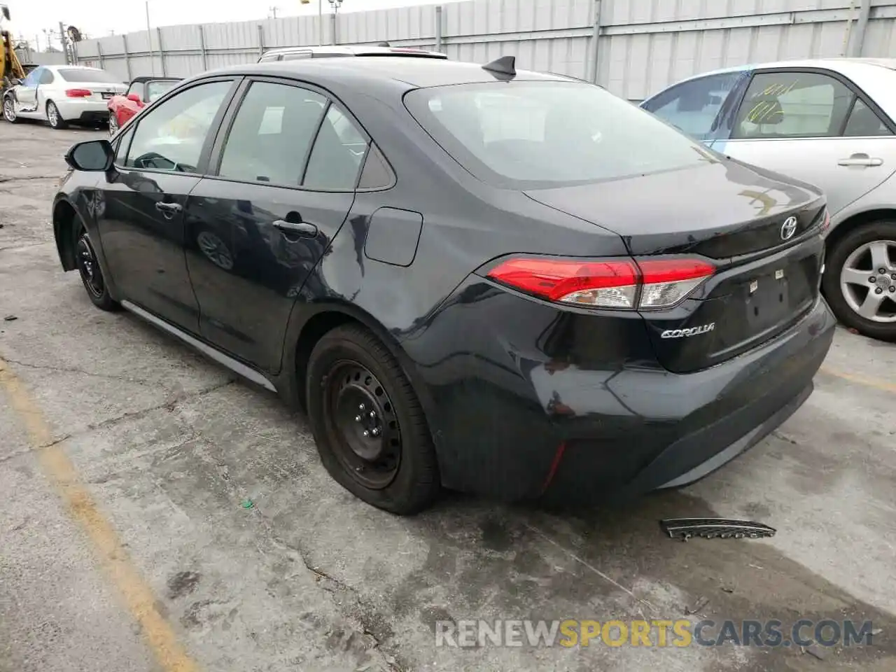 3 Photograph of a damaged car 5YFEPRAE5LP104882 TOYOTA COROLLA 2020