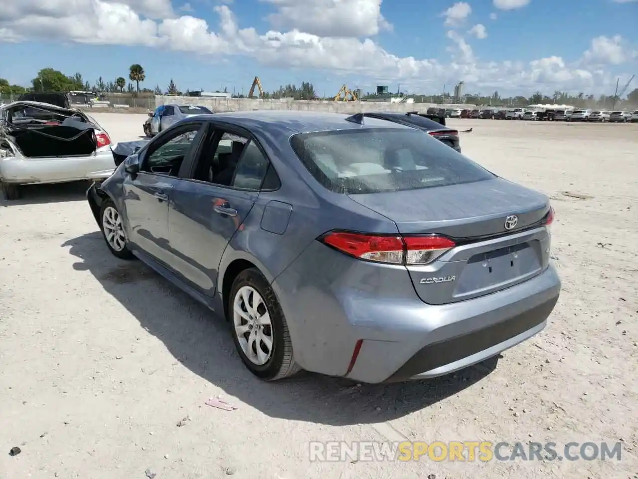 3 Photograph of a damaged car 5YFEPRAE5LP108107 TOYOTA COROLLA 2020