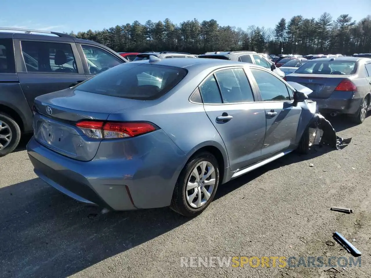 3 Photograph of a damaged car 5YFEPRAE5LP116563 TOYOTA COROLLA 2020