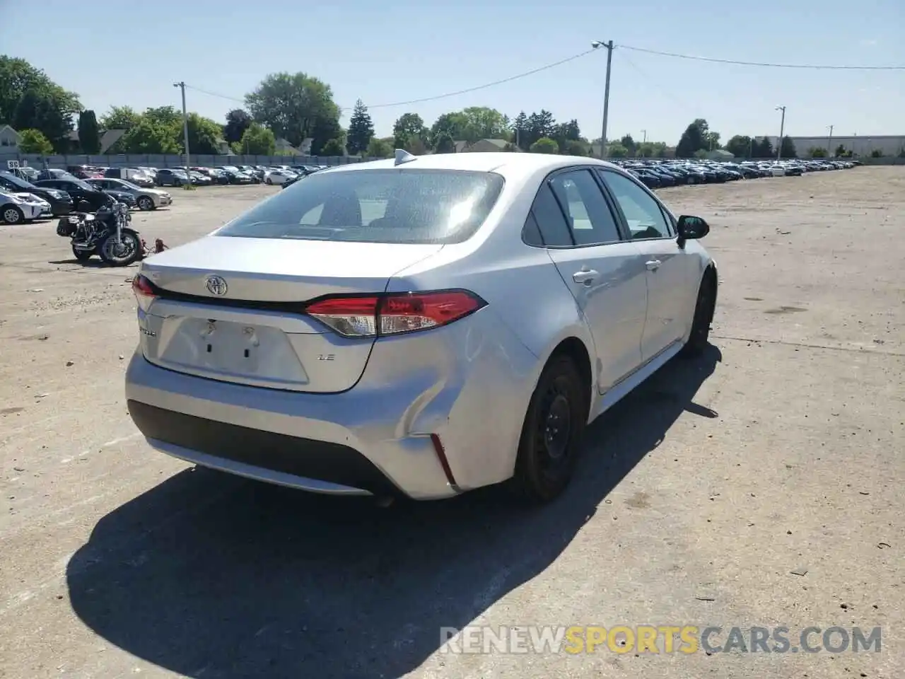 4 Photograph of a damaged car 5YFEPRAE5LP118782 TOYOTA COROLLA 2020