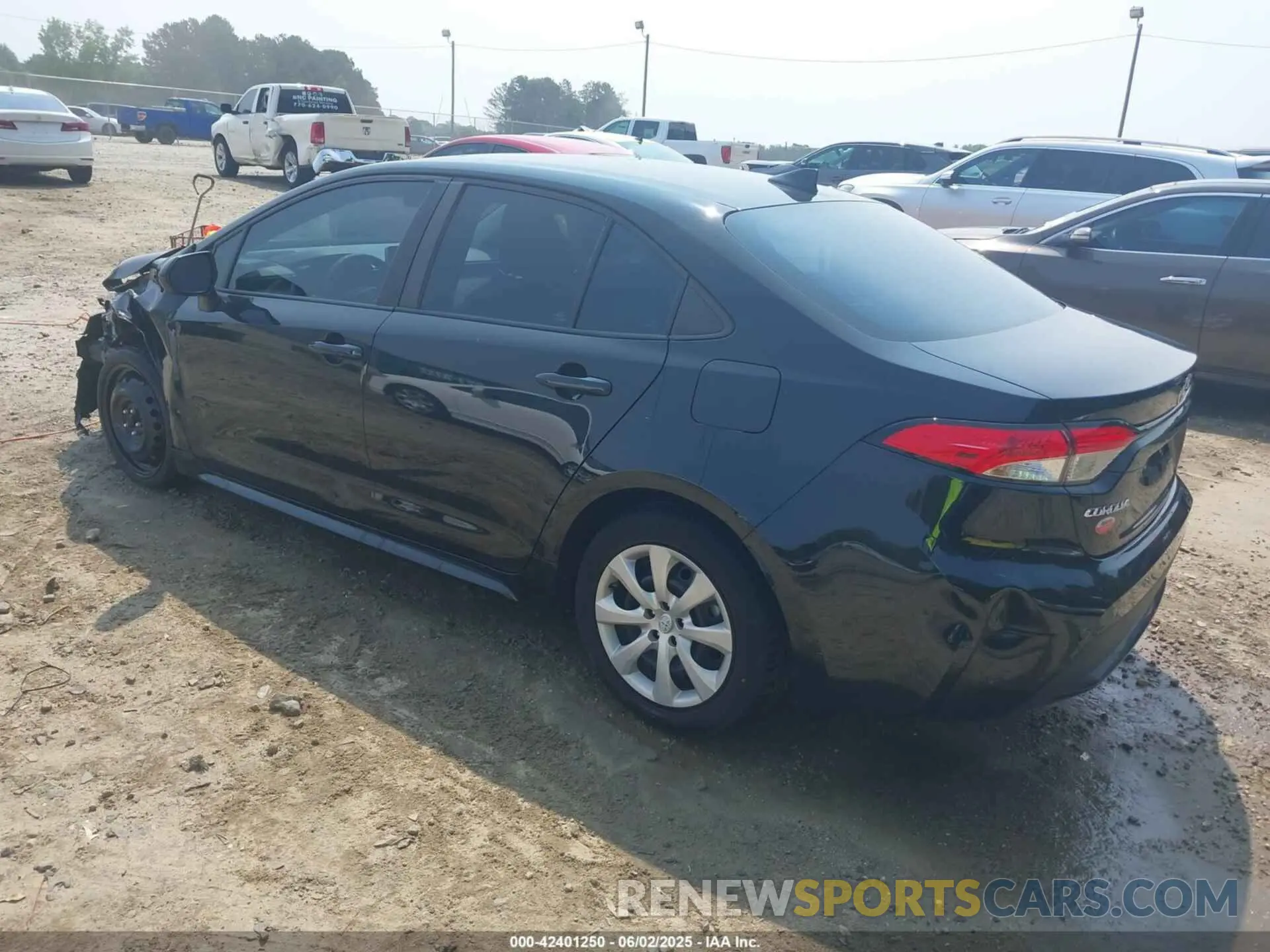 3 Photograph of a damaged car 5YFEPRAE5LP128468 TOYOTA COROLLA 2020