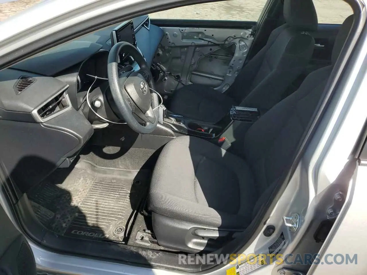 7 Photograph of a damaged car 5YFEPRAE5LP132682 TOYOTA COROLLA 2020