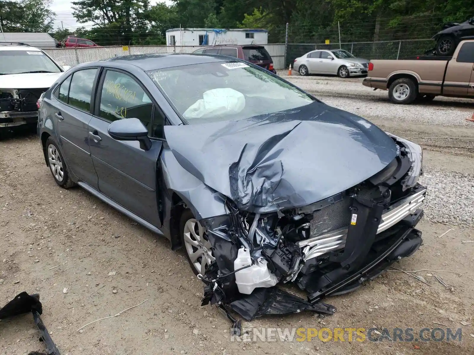 1 Photograph of a damaged car 5YFEPRAE5LP141110 TOYOTA COROLLA 2020