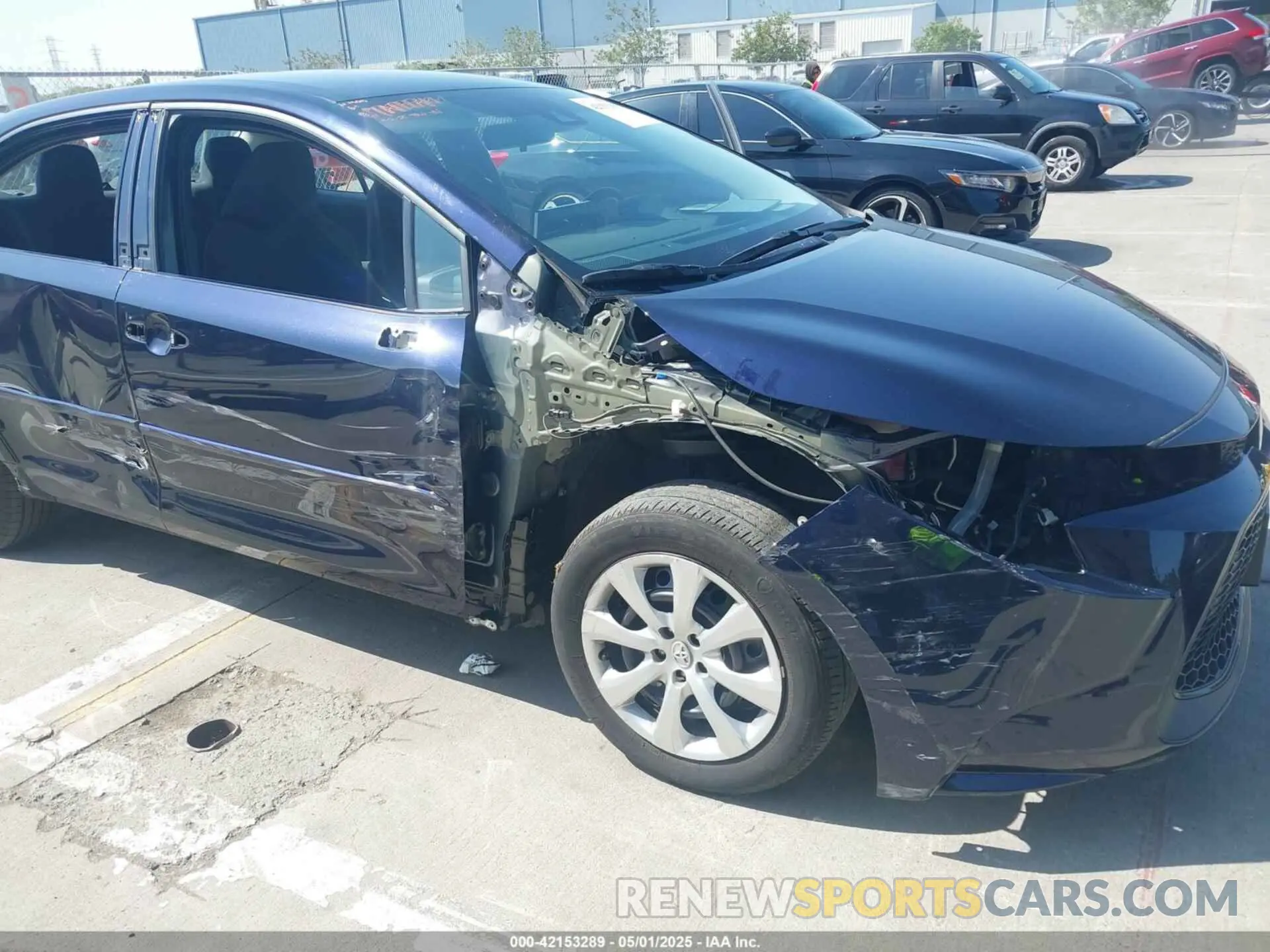 6 Photograph of a damaged car 5YFEPRAE5LP145142 TOYOTA COROLLA 2020