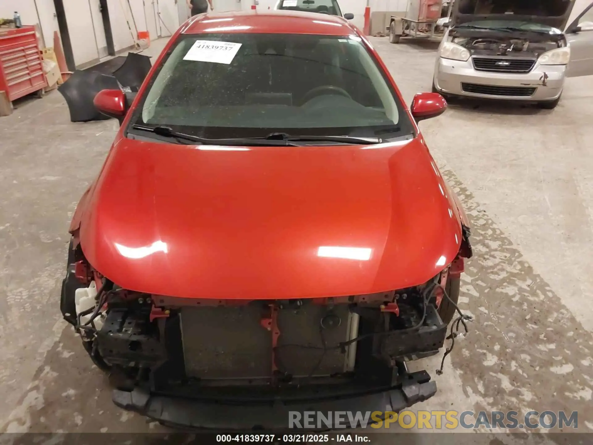 12 Photograph of a damaged car 5YFEPRAE6LP004225 TOYOTA COROLLA 2020