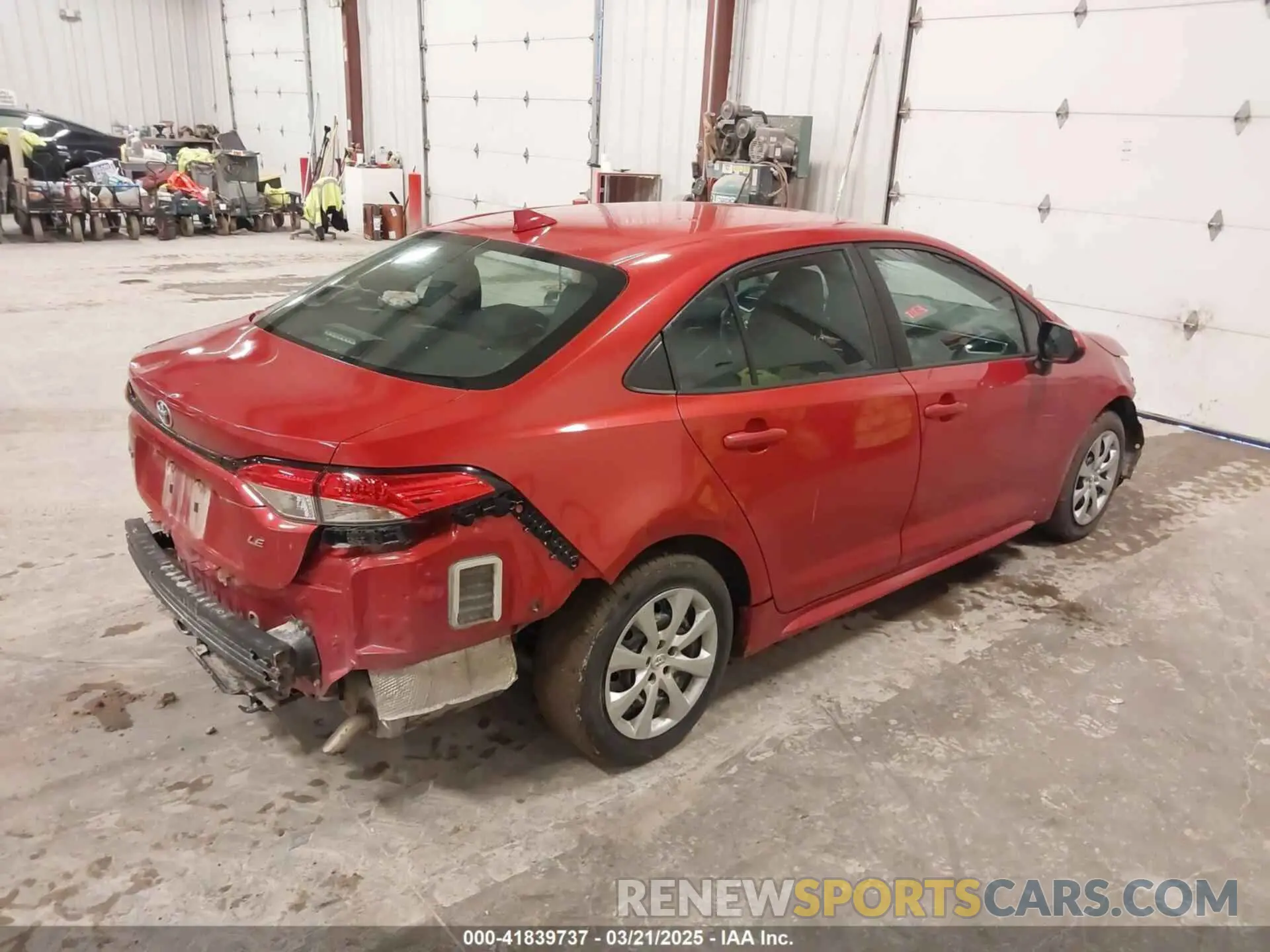 4 Photograph of a damaged car 5YFEPRAE6LP004225 TOYOTA COROLLA 2020
