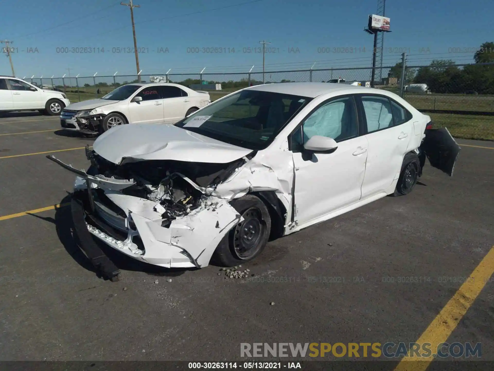 2 Photograph of a damaged car 5YFEPRAE6LP005763 TOYOTA COROLLA 2020