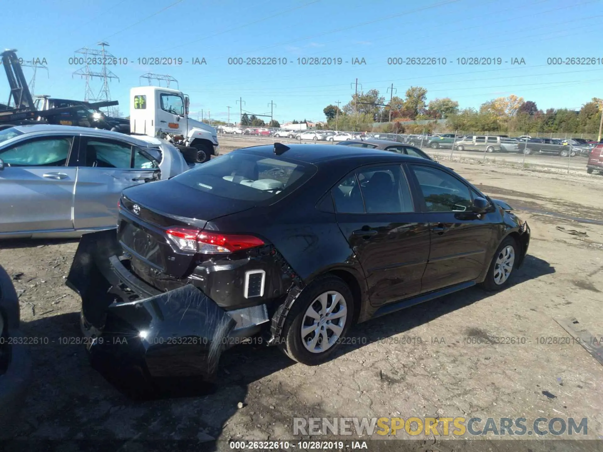 4 Photograph of a damaged car 5YFEPRAE6LP011319 TOYOTA COROLLA 2020