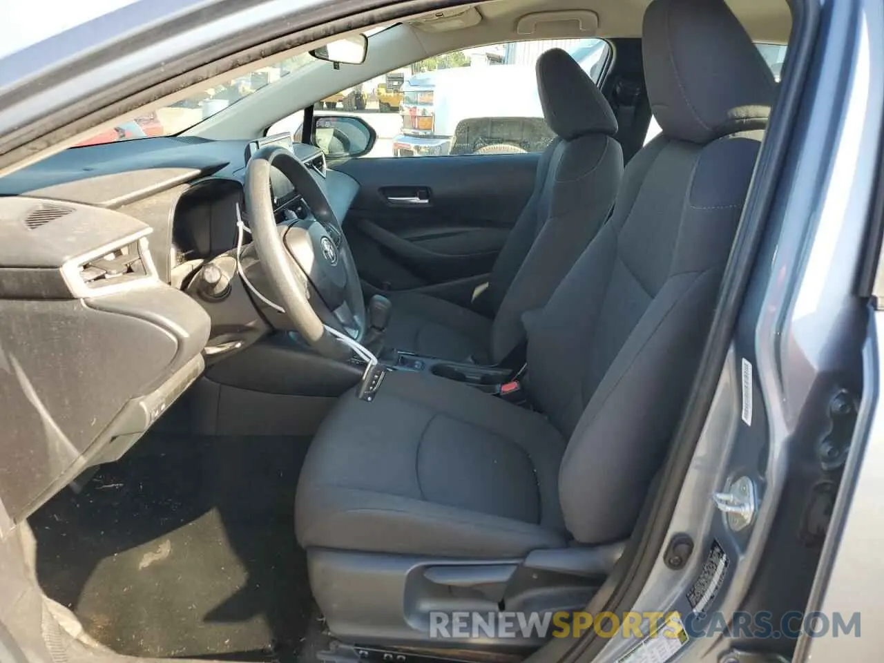 7 Photograph of a damaged car 5YFEPRAE6LP024510 TOYOTA COROLLA 2020