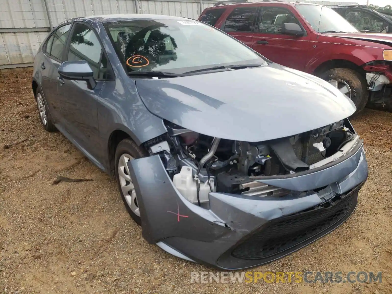 1 Photograph of a damaged car 5YFEPRAE6LP024569 TOYOTA COROLLA 2020