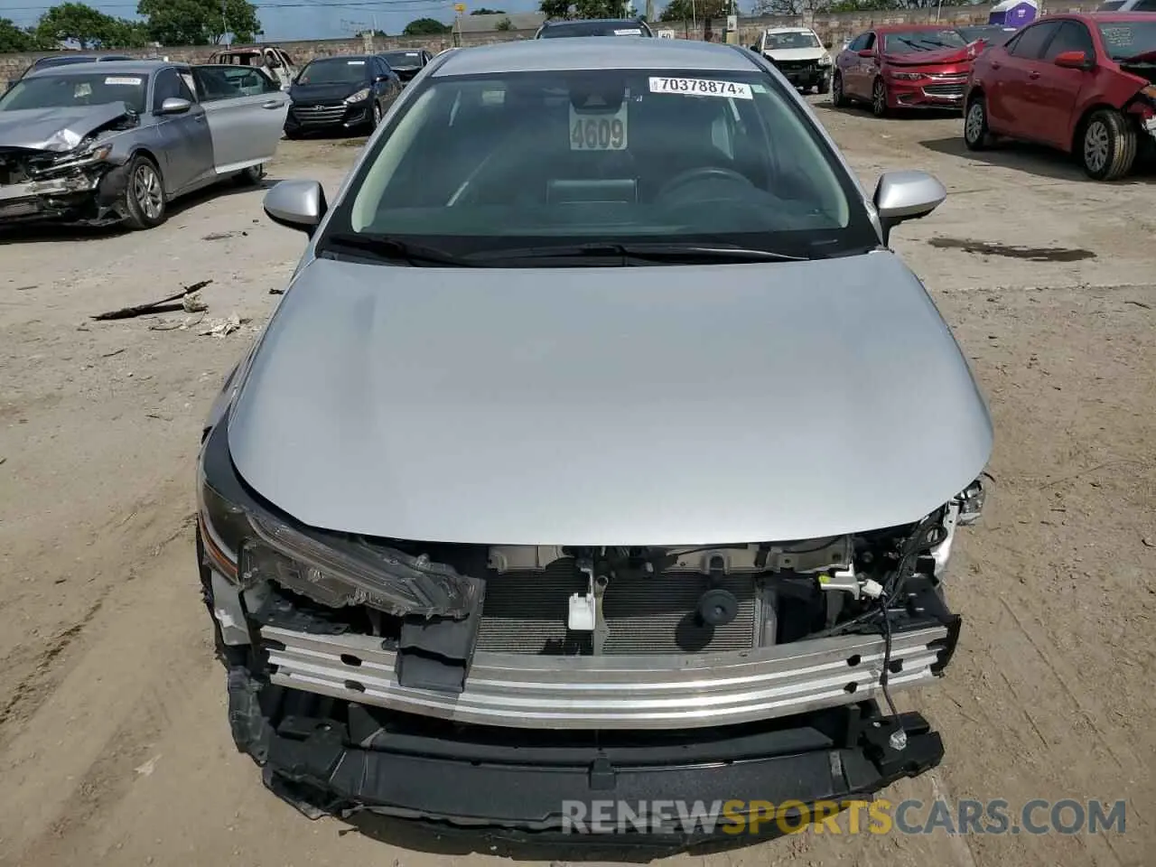 5 Photograph of a damaged car 5YFEPRAE6LP028556 TOYOTA COROLLA 2020