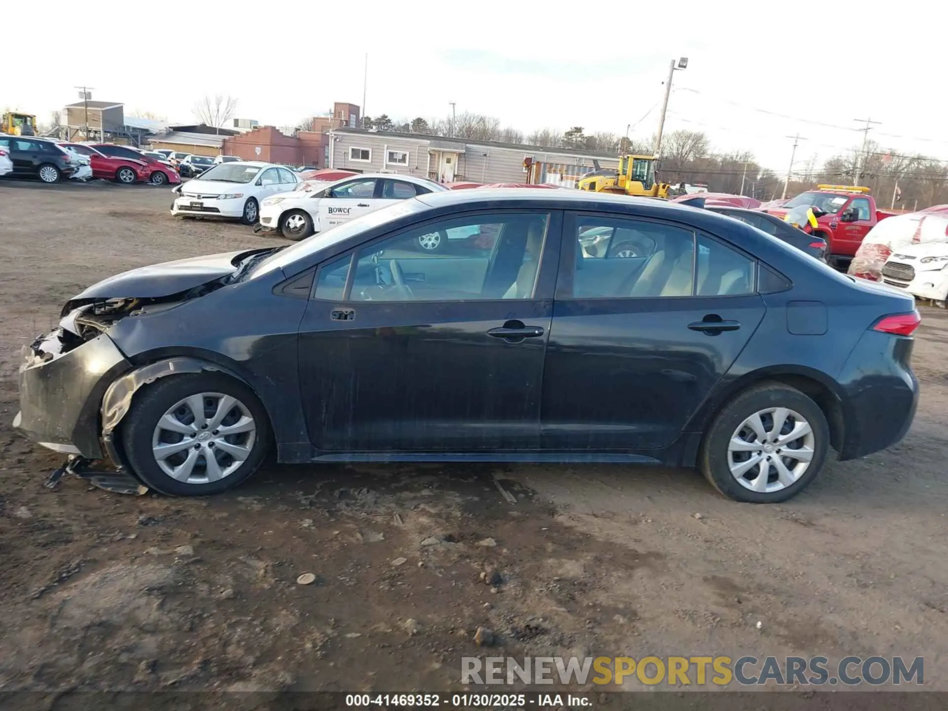 15 Photograph of a damaged car 5YFEPRAE6LP035670 TOYOTA COROLLA 2020