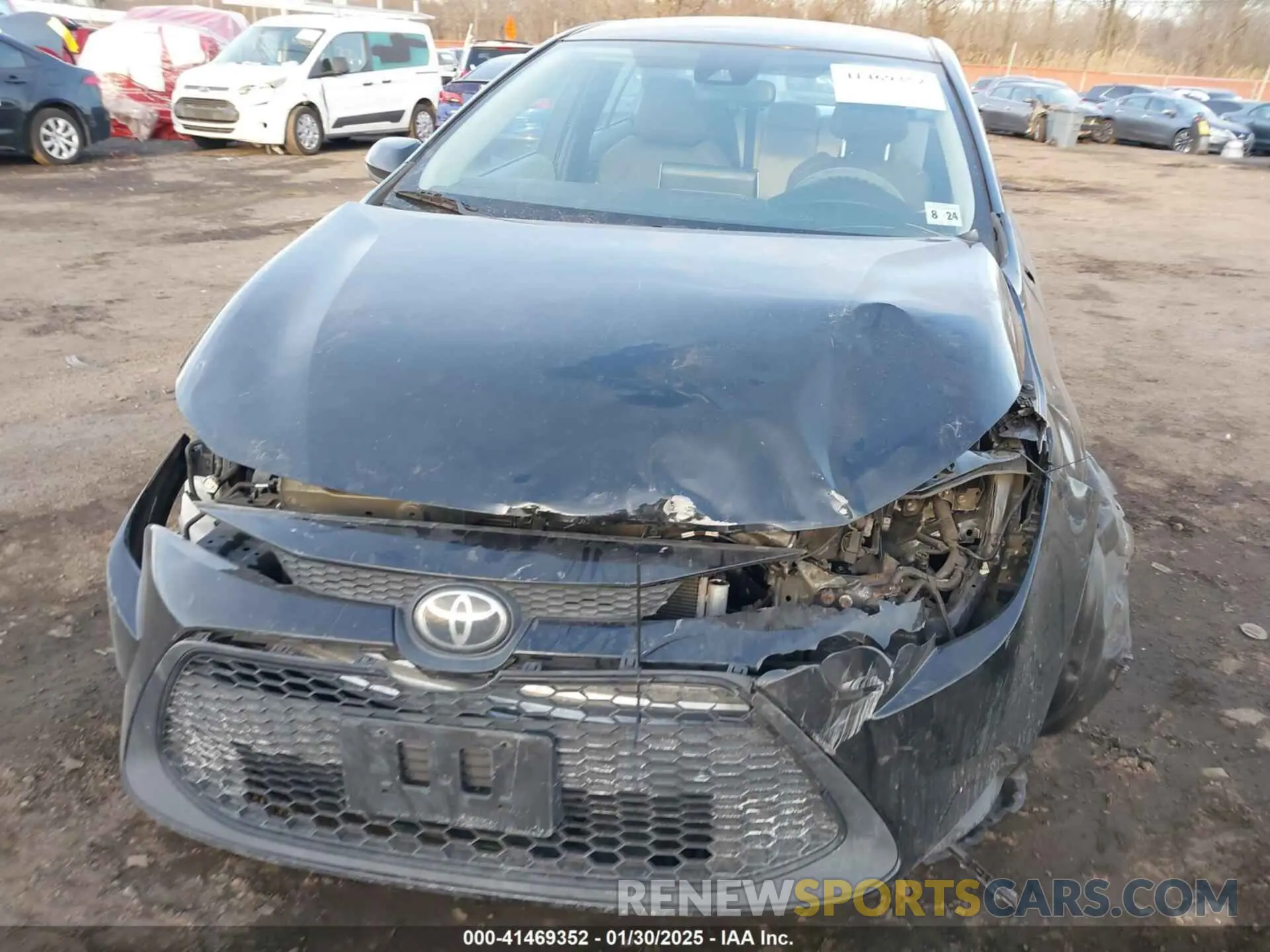 19 Photograph of a damaged car 5YFEPRAE6LP035670 TOYOTA COROLLA 2020