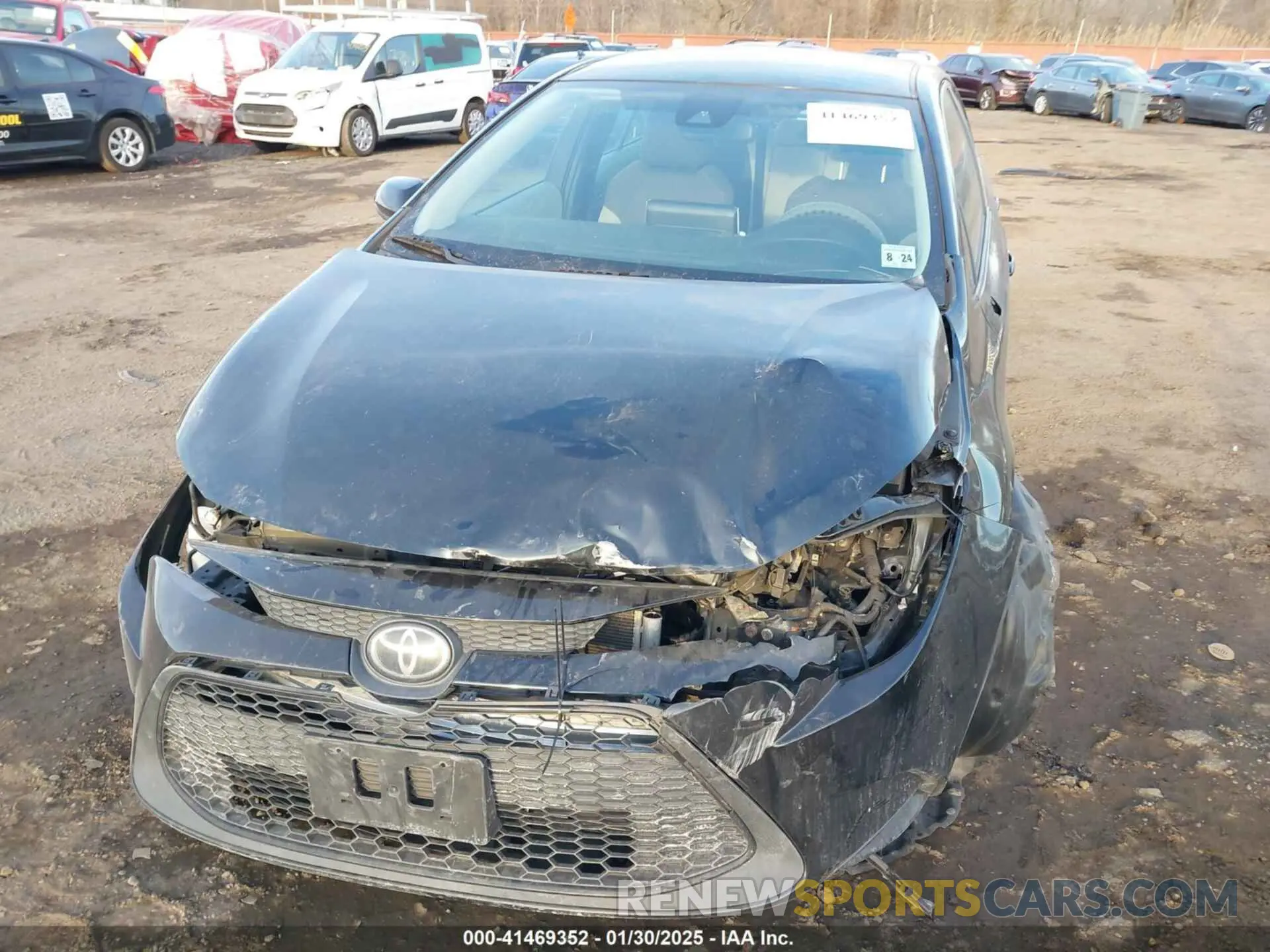 6 Photograph of a damaged car 5YFEPRAE6LP035670 TOYOTA COROLLA 2020
