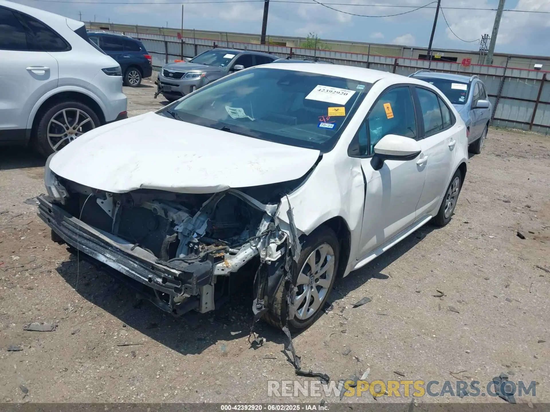 2 Photograph of a damaged car 5YFEPRAE6LP042103 TOYOTA COROLLA 2020