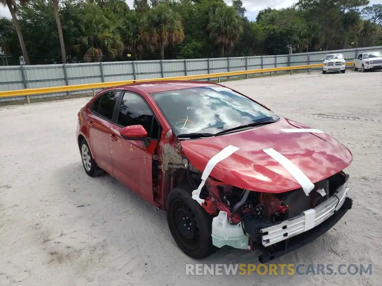 1 Photograph of a damaged car 5YFEPRAE6LP044496 TOYOTA COROLLA 2020