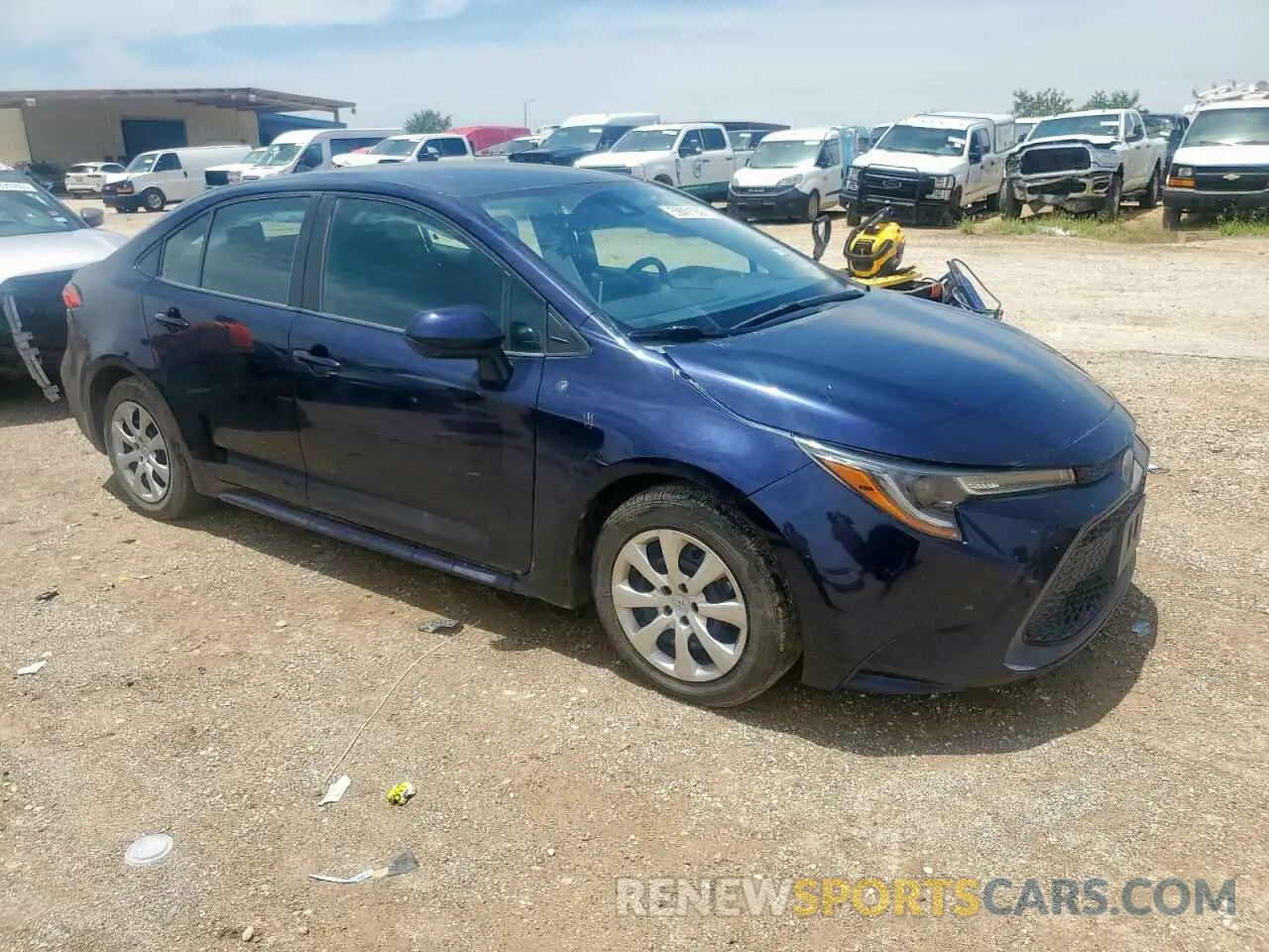 4 Photograph of a damaged car 5YFEPRAE6LP045387 TOYOTA COROLLA 2020