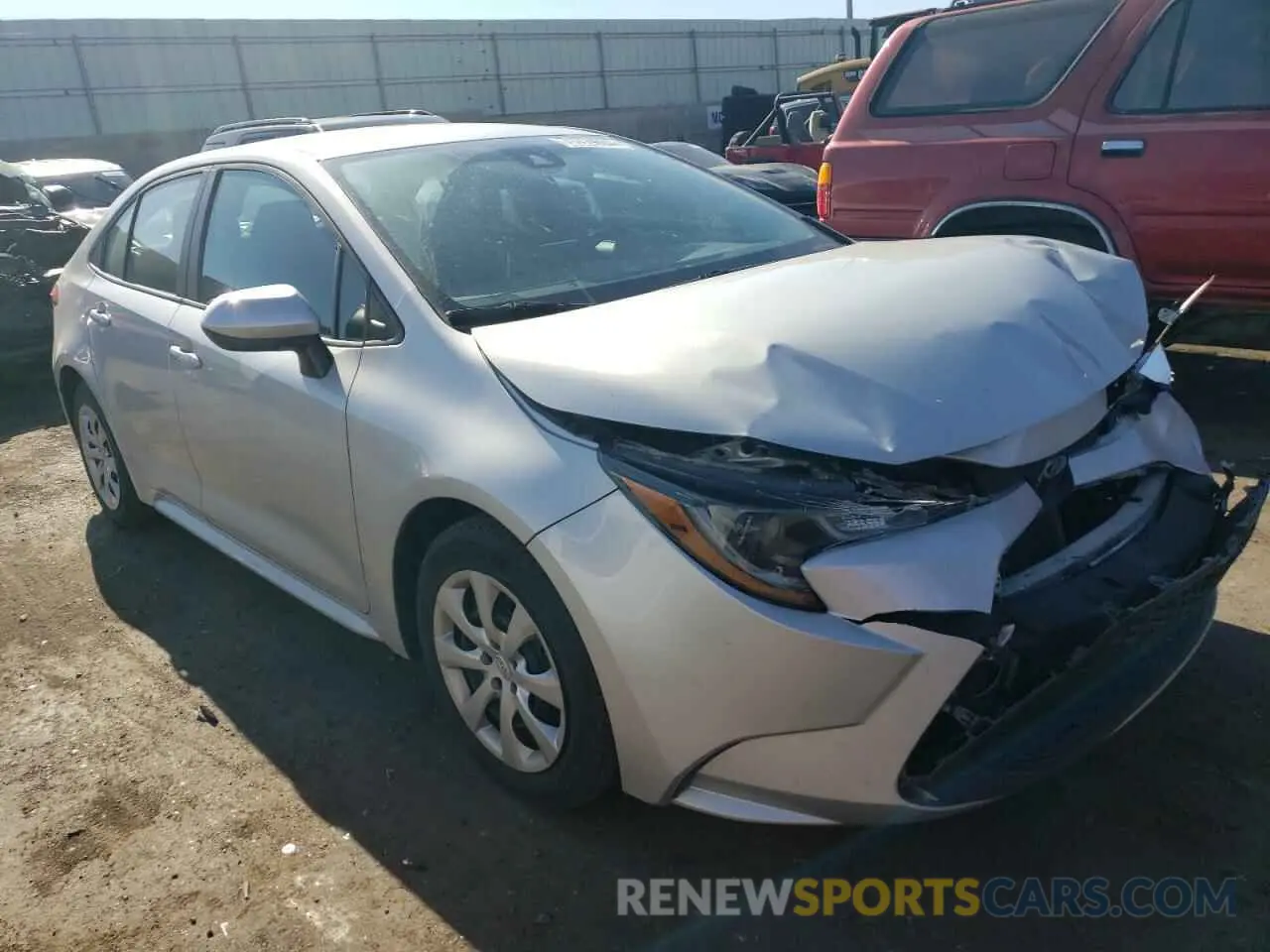4 Photograph of a damaged car 5YFEPRAE6LP049472 TOYOTA COROLLA 2020