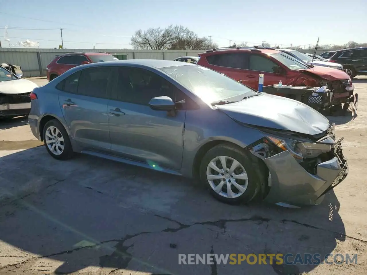 4 Photograph of a damaged car 5YFEPRAE6LP050489 TOYOTA COROLLA 2020