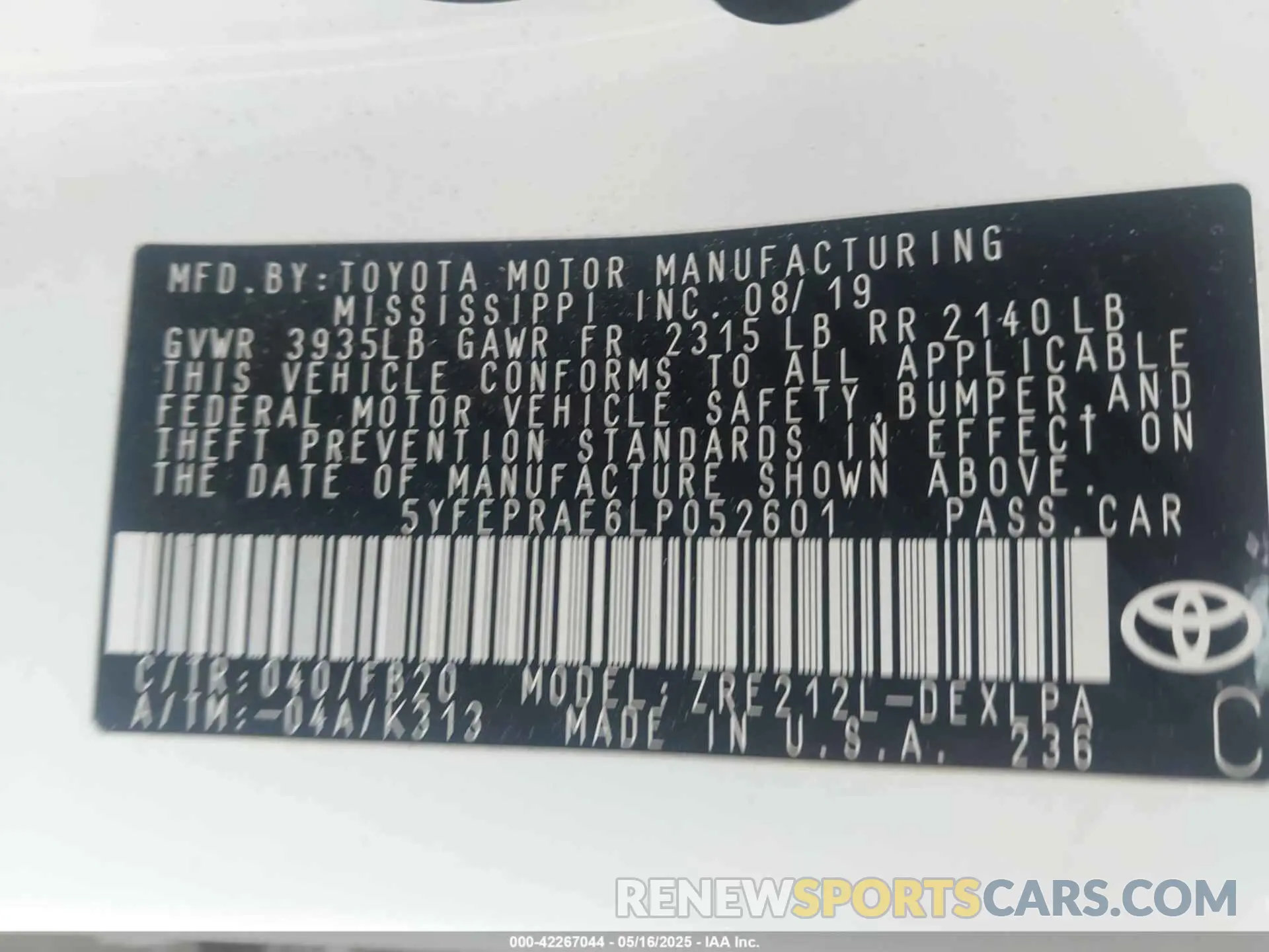 9 Photograph of a damaged car 5YFEPRAE6LP052601 TOYOTA COROLLA 2020