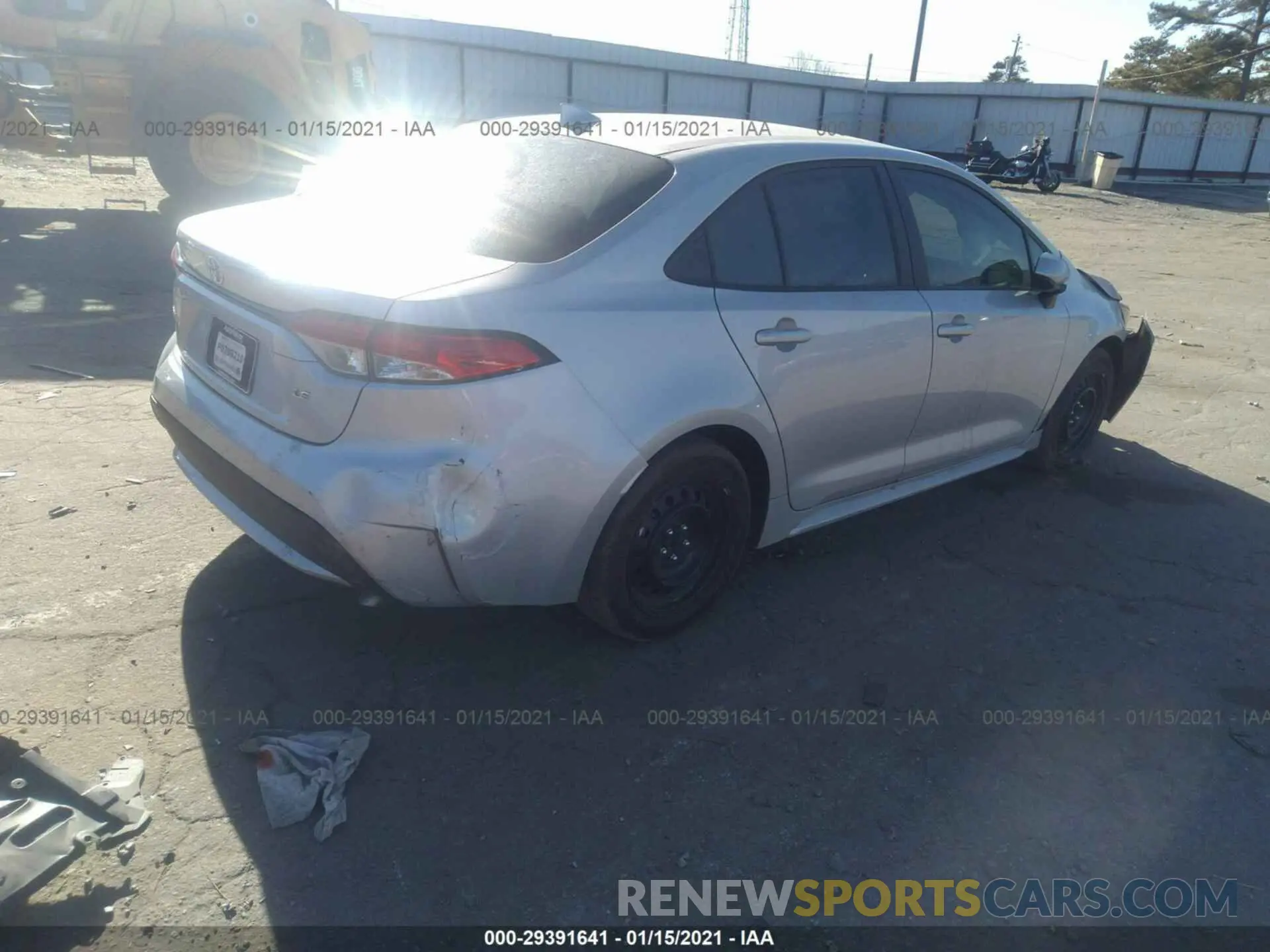 4 Photograph of a damaged car 5YFEPRAE6LP059130 TOYOTA COROLLA 2020