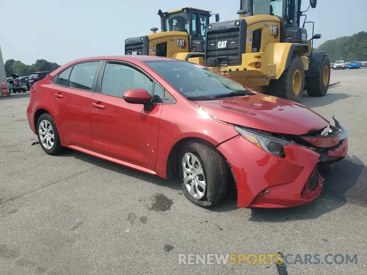 4 Photograph of a damaged car 5YFEPRAE6LP063355 TOYOTA COROLLA 2020
