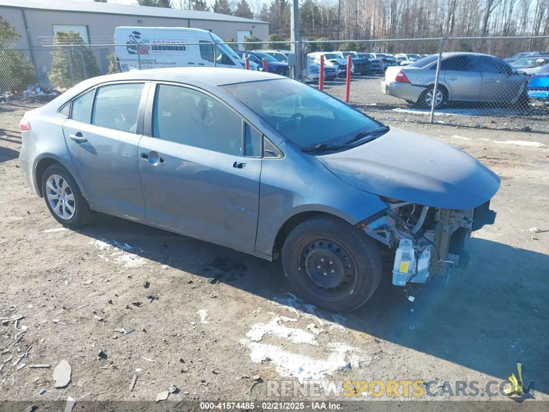 1 Photograph of a damaged car 5YFEPRAE6LP067275 TOYOTA COROLLA 2020