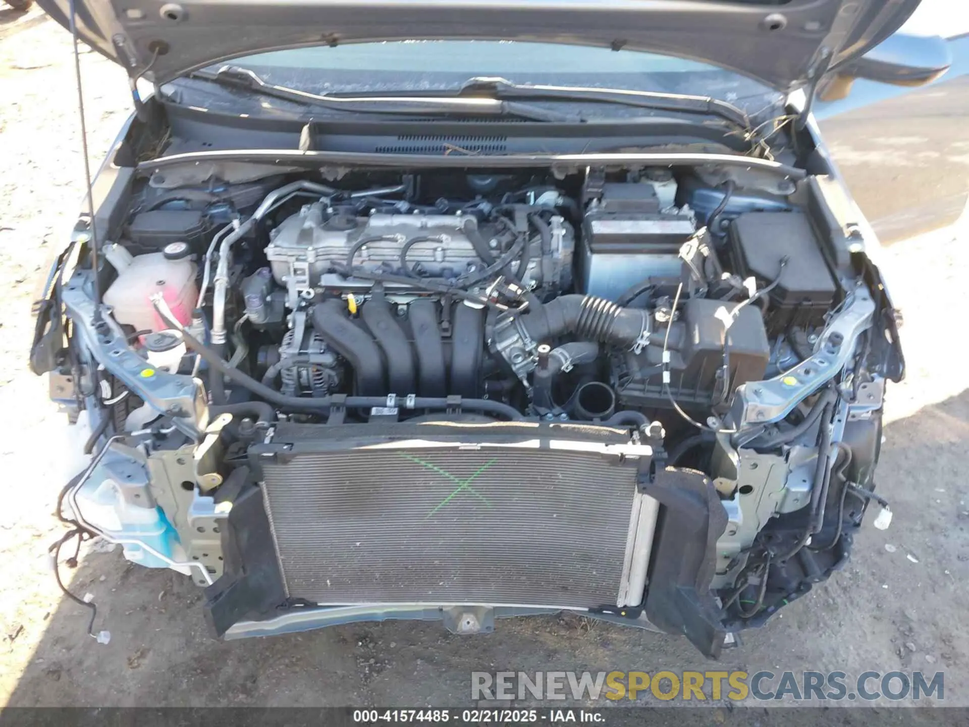 10 Photograph of a damaged car 5YFEPRAE6LP067275 TOYOTA COROLLA 2020