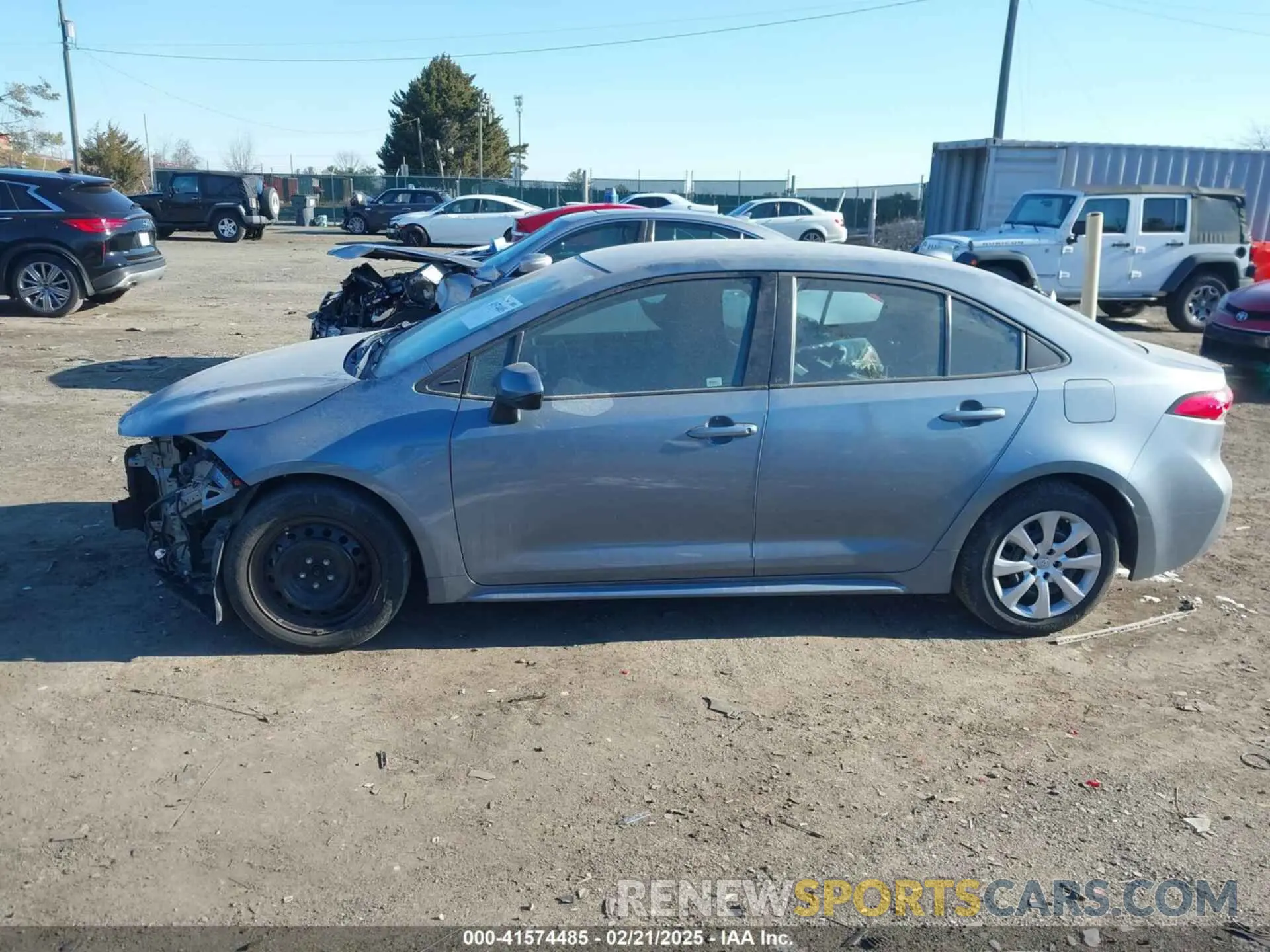 15 Photograph of a damaged car 5YFEPRAE6LP067275 TOYOTA COROLLA 2020