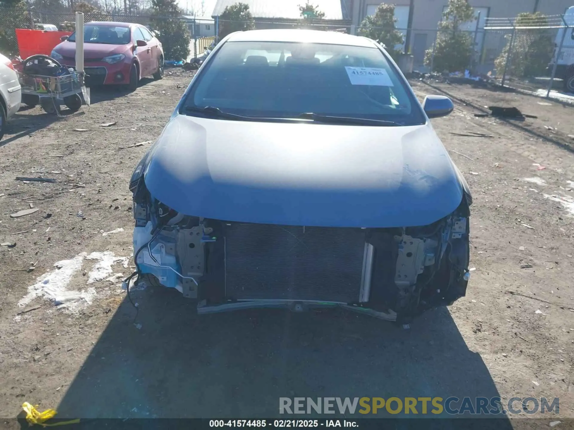 6 Photograph of a damaged car 5YFEPRAE6LP067275 TOYOTA COROLLA 2020