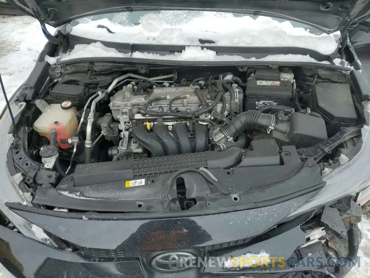 11 Photograph of a damaged car 5YFEPRAE6LP074064 TOYOTA COROLLA 2020