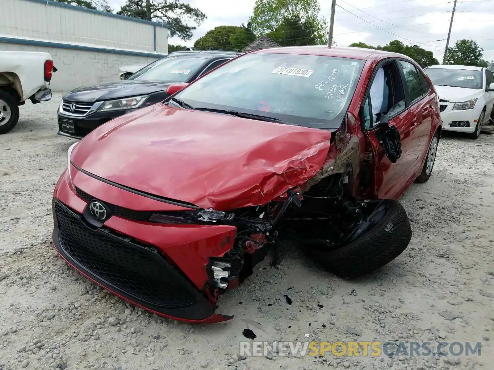 2 Photograph of a damaged car 5YFEPRAE6LP076932 TOYOTA COROLLA 2020