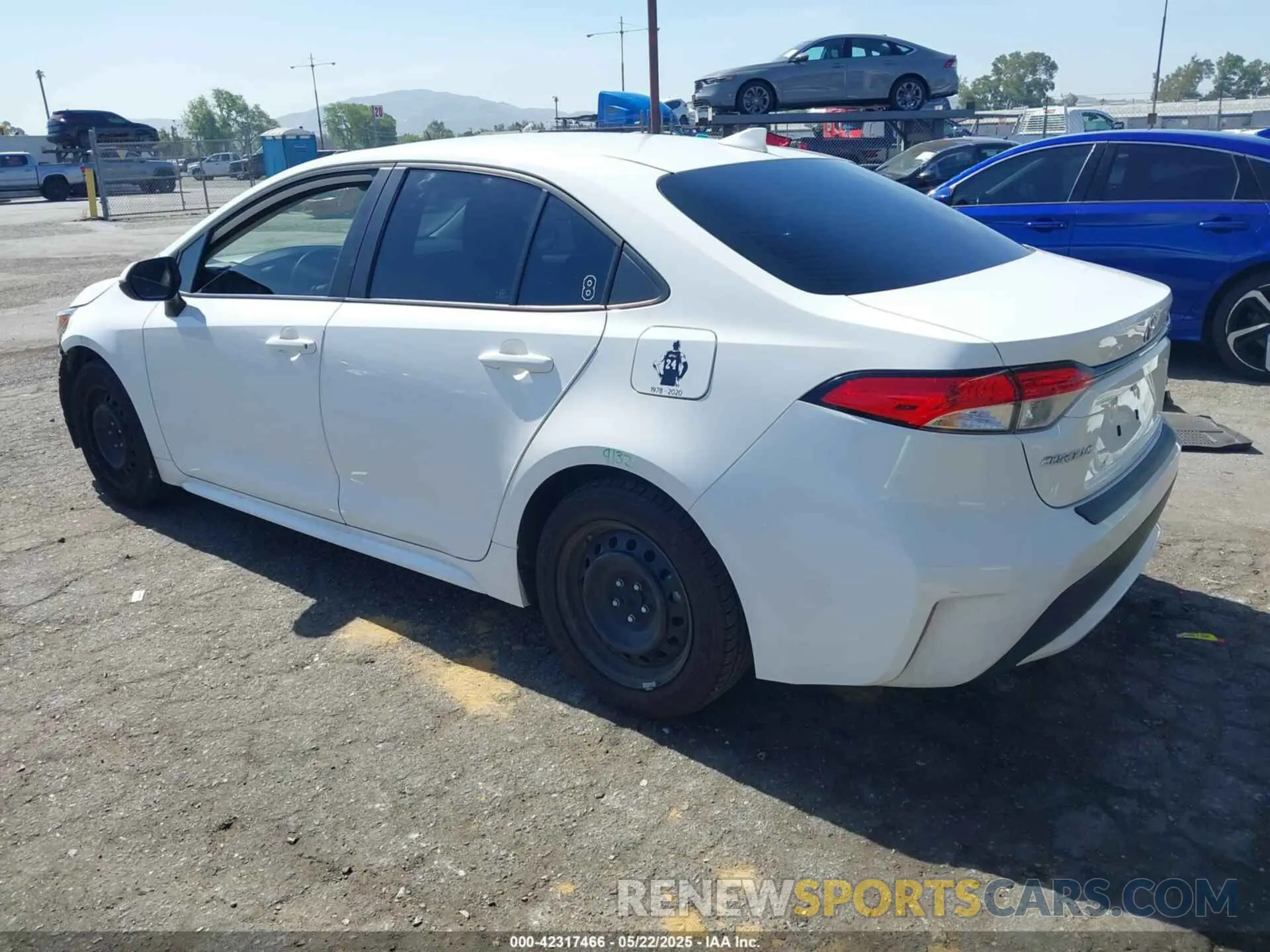 3 Photograph of a damaged car 5YFEPRAE6LP080222 TOYOTA COROLLA 2020