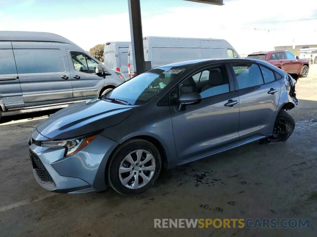 1 Photograph of a damaged car 5YFEPRAE6LP081886 TOYOTA COROLLA 2020