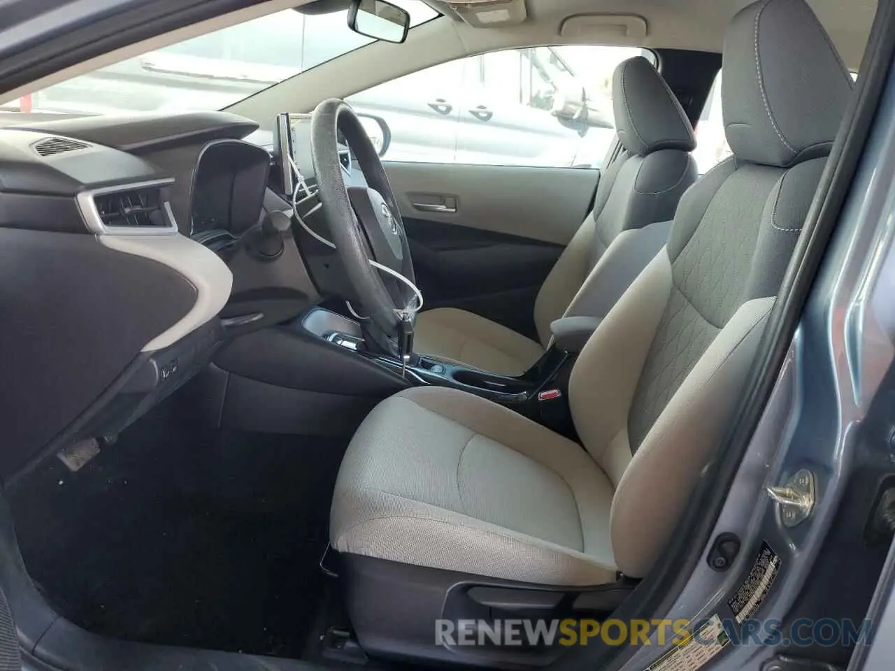 7 Photograph of a damaged car 5YFEPRAE6LP081886 TOYOTA COROLLA 2020
