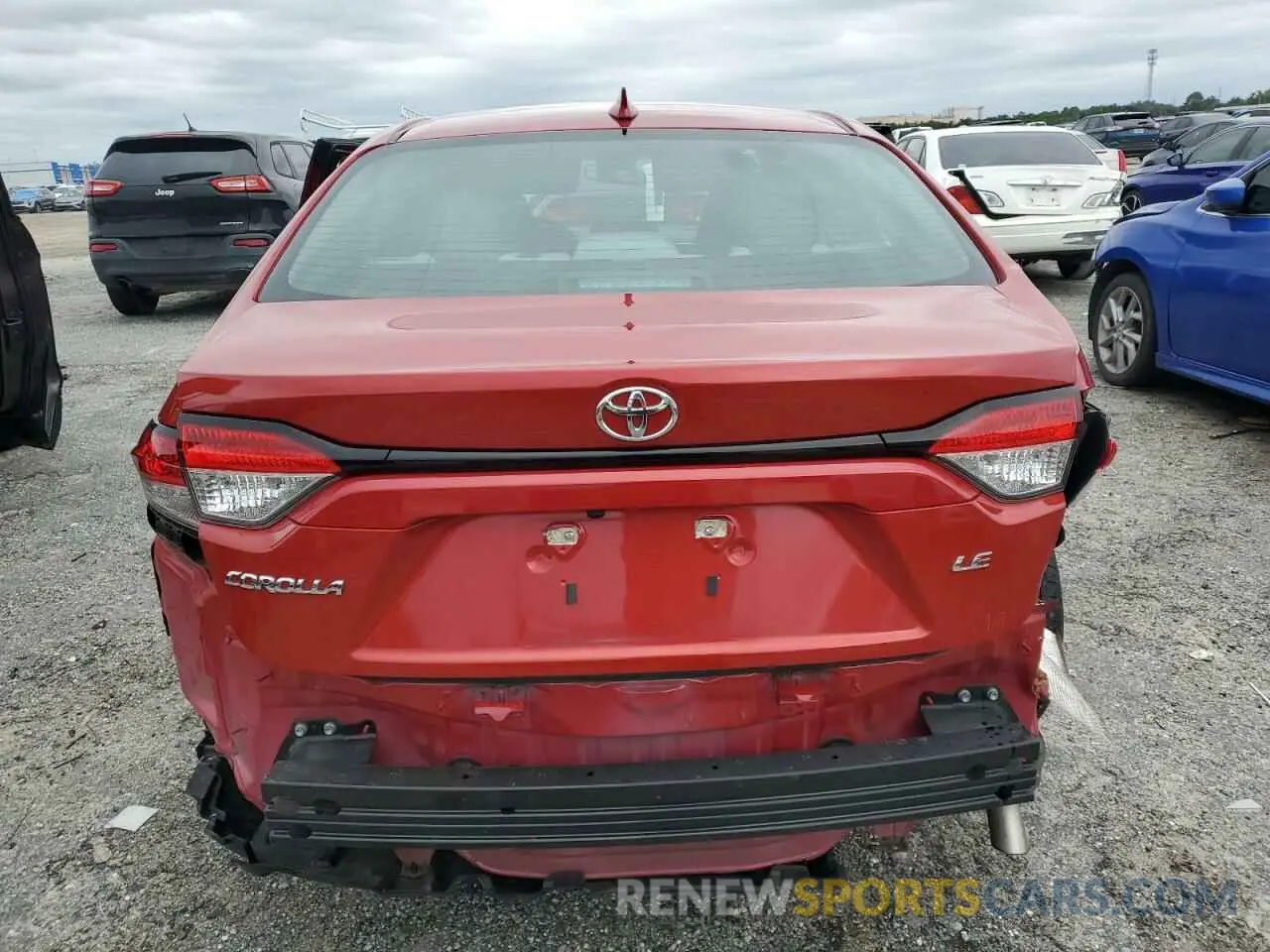 6 Photograph of a damaged car 5YFEPRAE6LP101067 TOYOTA COROLLA 2020