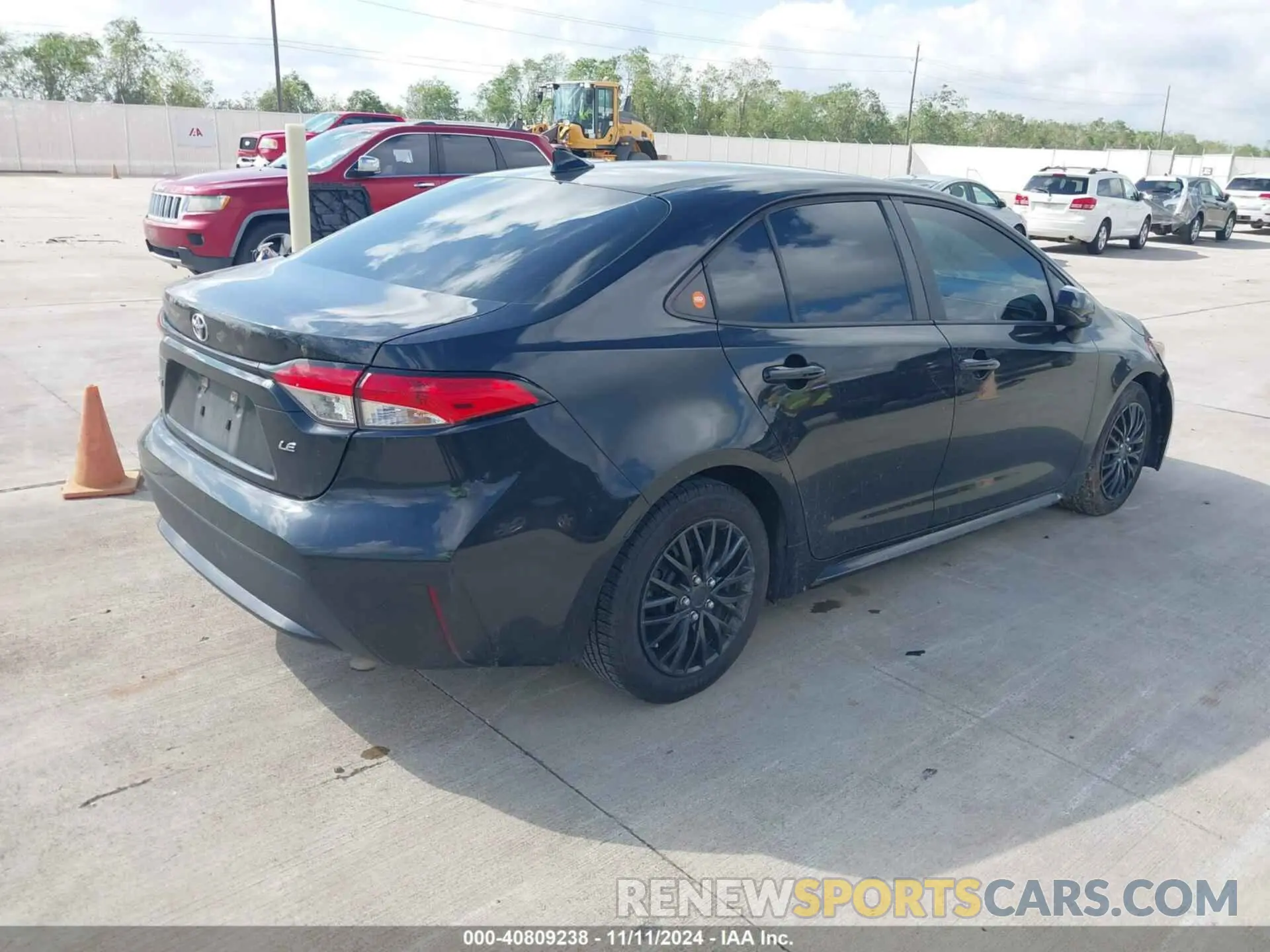 4 Photograph of a damaged car 5YFEPRAE6LP104860 TOYOTA COROLLA 2020