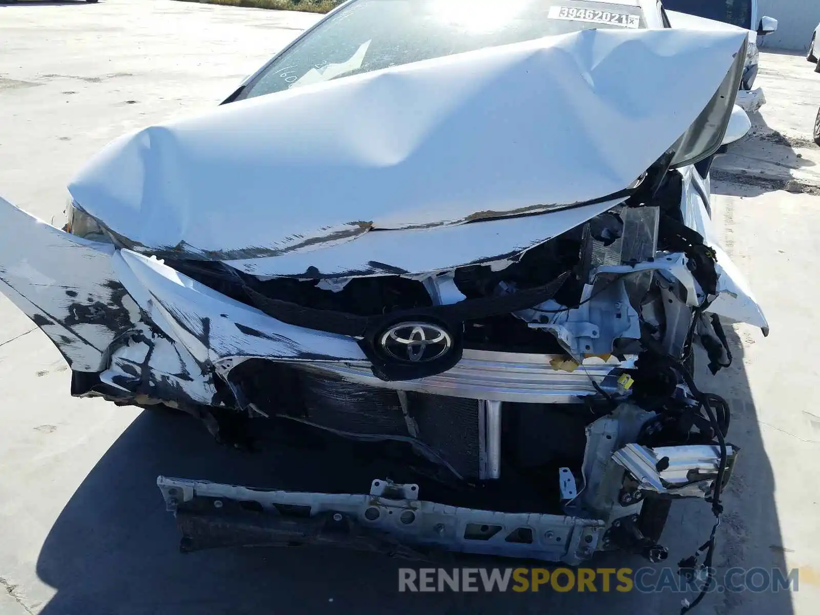 7 Photograph of a damaged car 5YFEPRAE6LP106009 TOYOTA COROLLA 2020